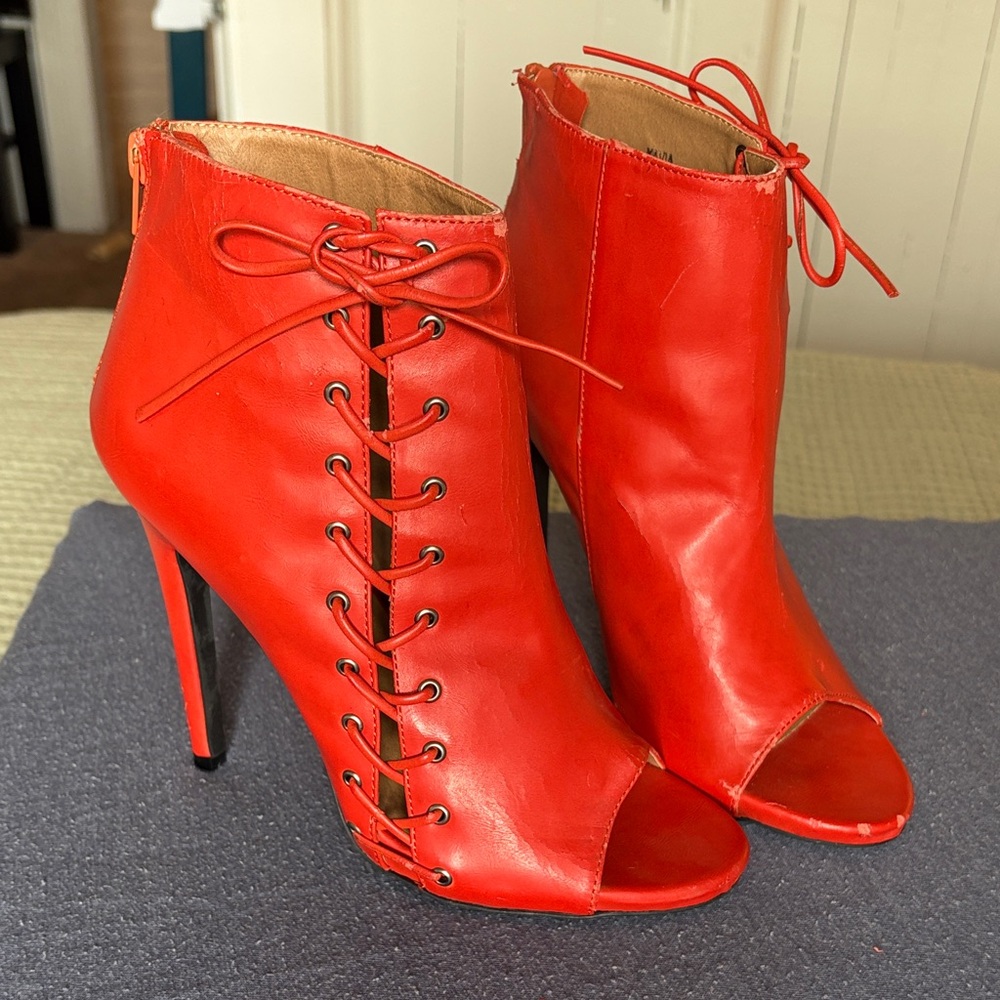 Shoe Dazzle Vibrant Red Lace-Up Heels